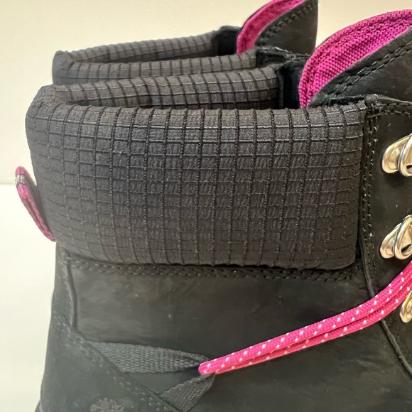 NWOT Timberland Black Leather Boots with Pink and Black Lace Options Included - Picture 8 of 15